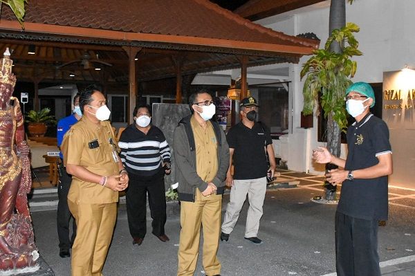 podiumnews.com-Persempit Klaster Keluarga, Jaya Negara Tinjau Lokasi Isoman Terpusat